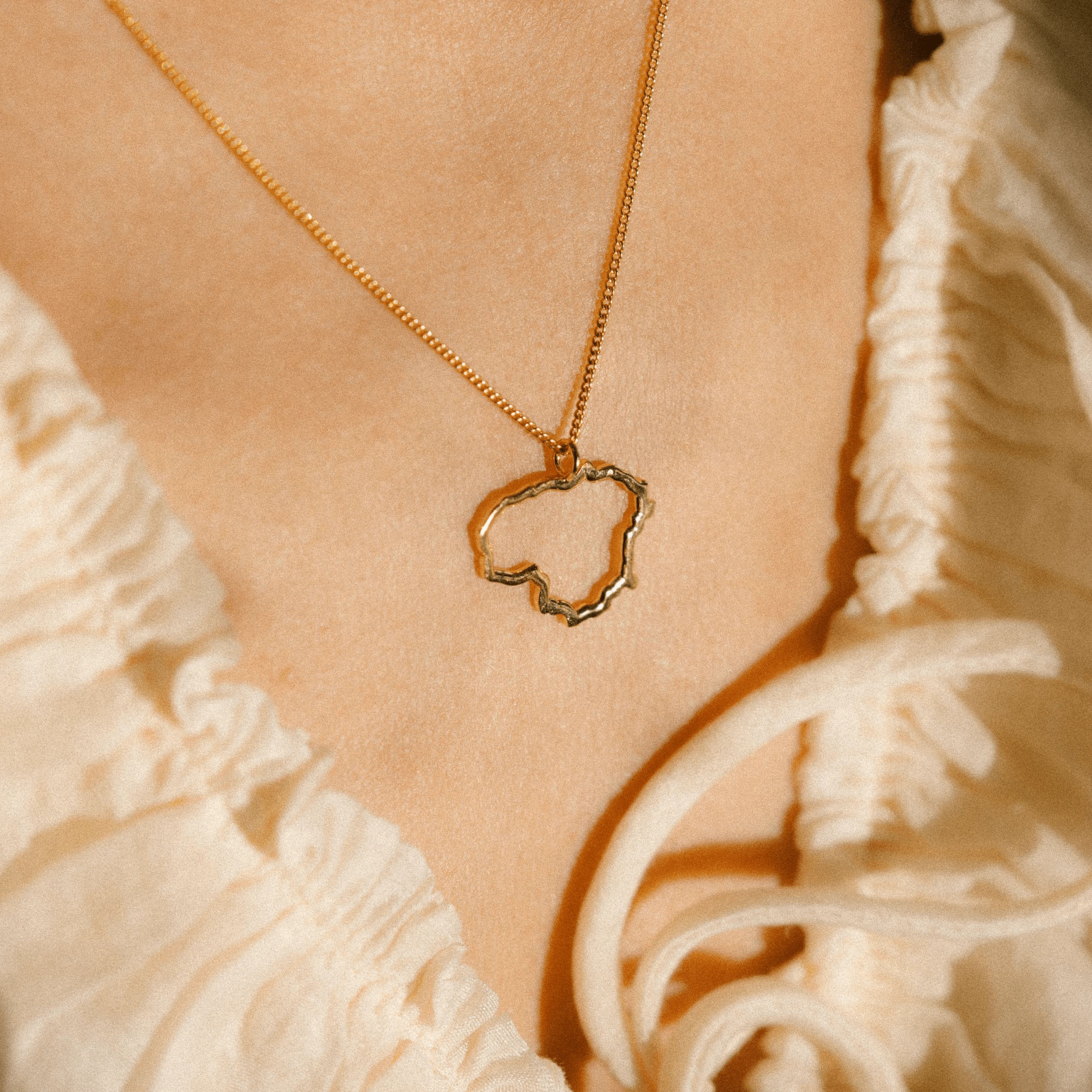 Paauksuotas Sidabrinis pakabukas "Lietuva"